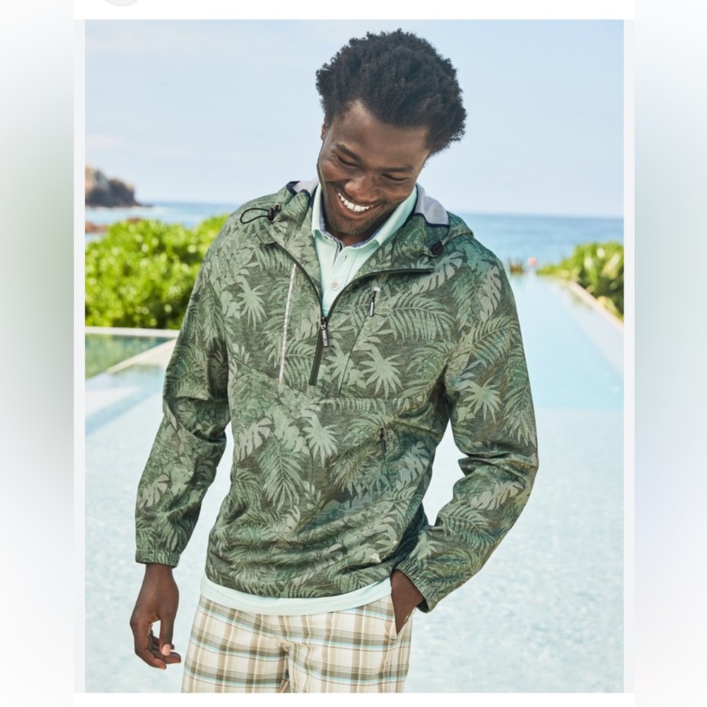 NWOT TOMMY BAHAMA Tropical Print Pullover Rain Jacket